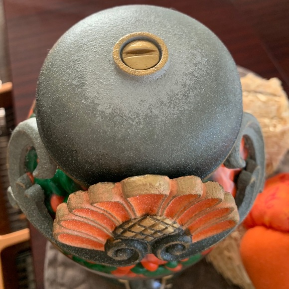 💚 11” Hand Painted Carousel Gum Ball Machine Bank - Picture 4 of 7